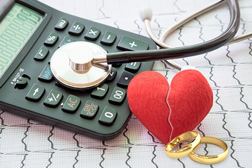 Can I stay on my ex’s health insurance in MO after a divorce?